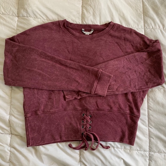 SOLD AE Sweatshirt - Picture 1 of 1